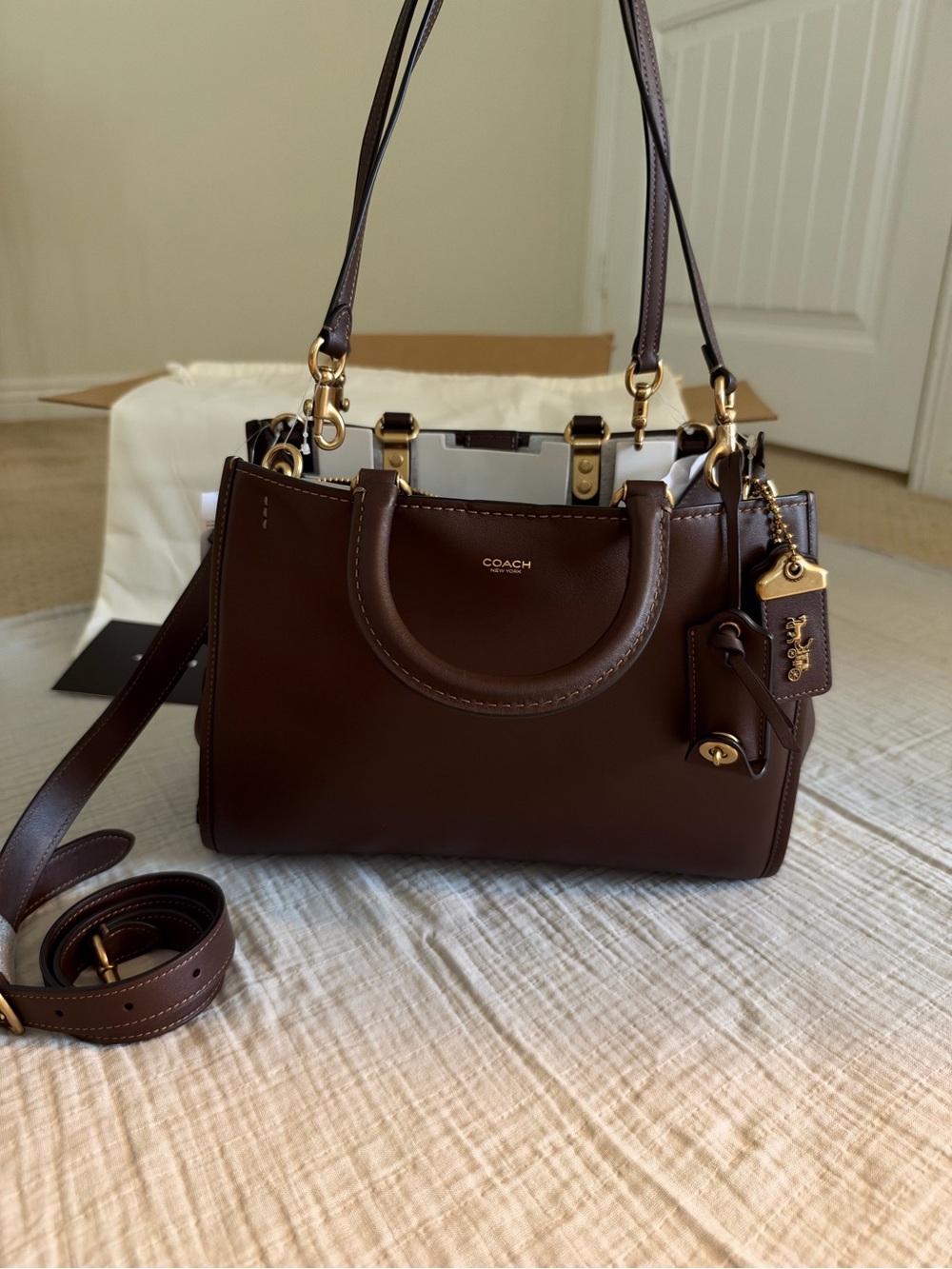 NWT COACH Brown Leather Rogue 31 (Maple)